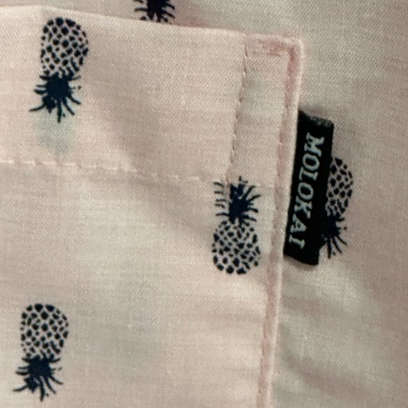Molokai Surf Co. NWT men’s size XXL pink pineapple print button front shirt - Picture 3 of 11